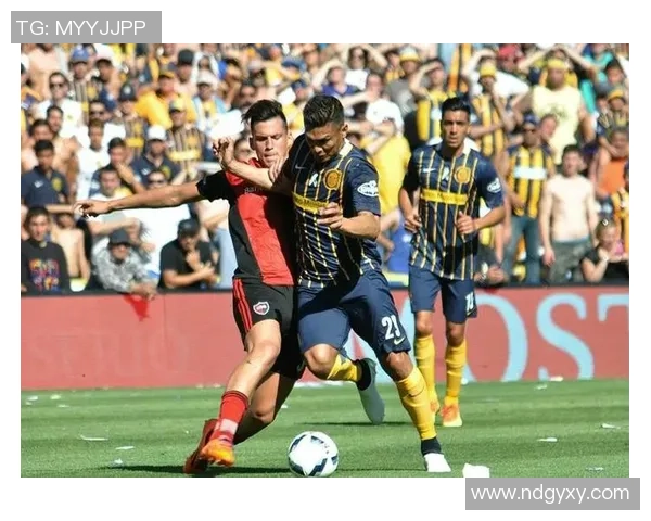 纽维尔老男孩与防卫与正义的激烈对决揭示足球战术的深层次博弈